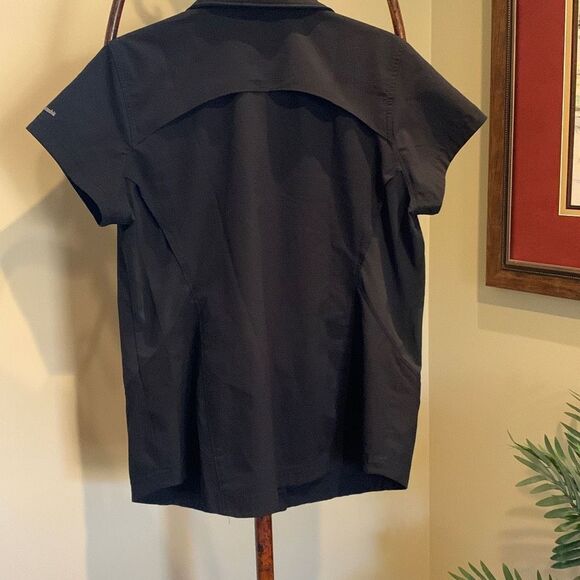 COLUMBIA Black Omni Shade Blouse - Picture 5 of 5